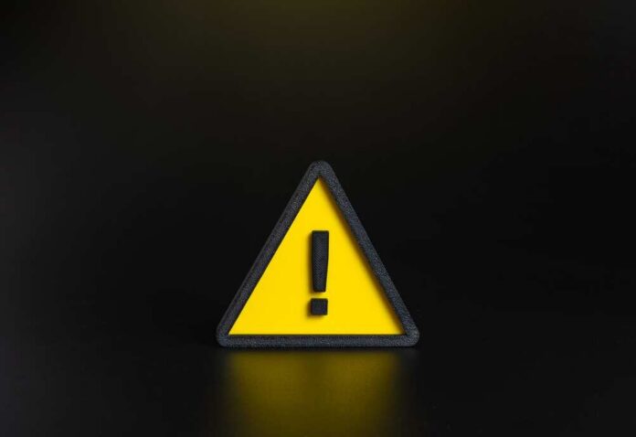 Attention,Sign.,Exclamation,Point,In,A,Yellow,Triangle.,Important,Message.